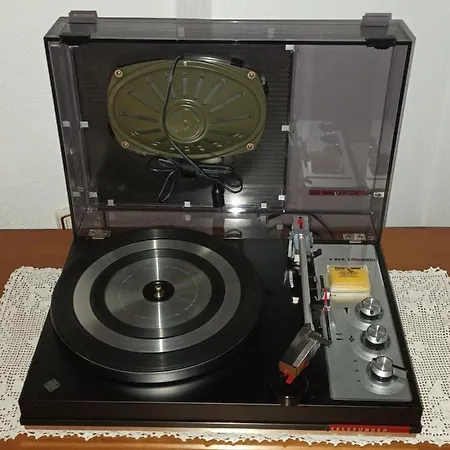 Georgia House 度假居 波尔塔里亚