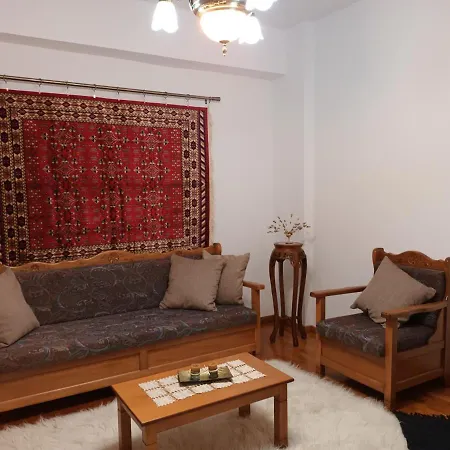 度假居 Georgia House 波尔塔里亚